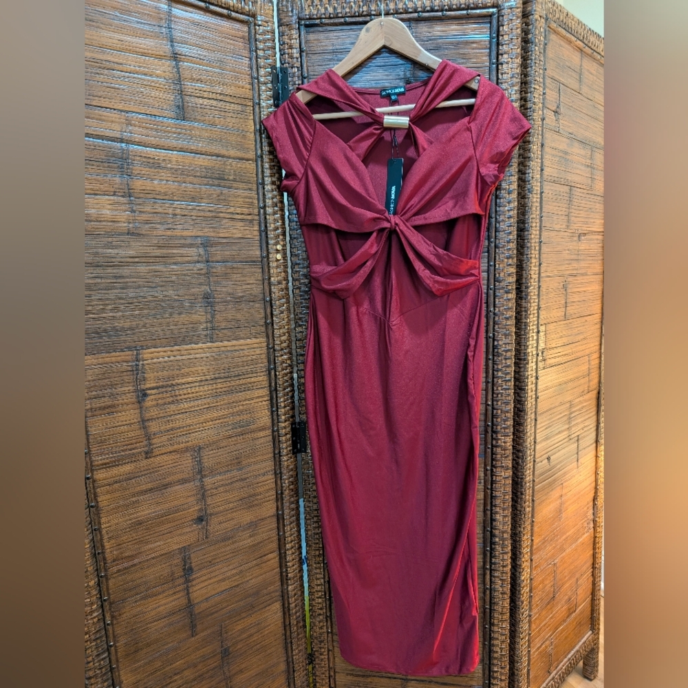 Fashion Nova Burgundy Twist Midi Dress